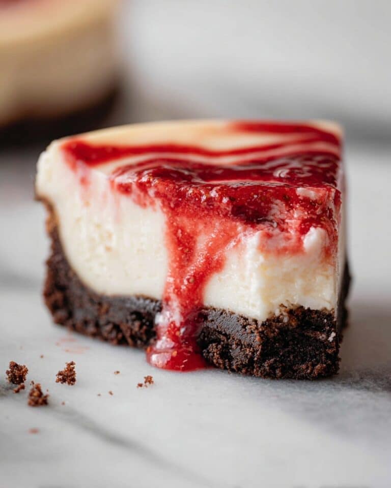 Strawberry Cheesecake Bars with Strawberry Swirl & Oreo Crust Recipe
