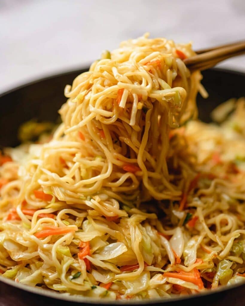 Cabbage Stir Fry with Ramen Noodles and Sweet Chili Sauce Recipe