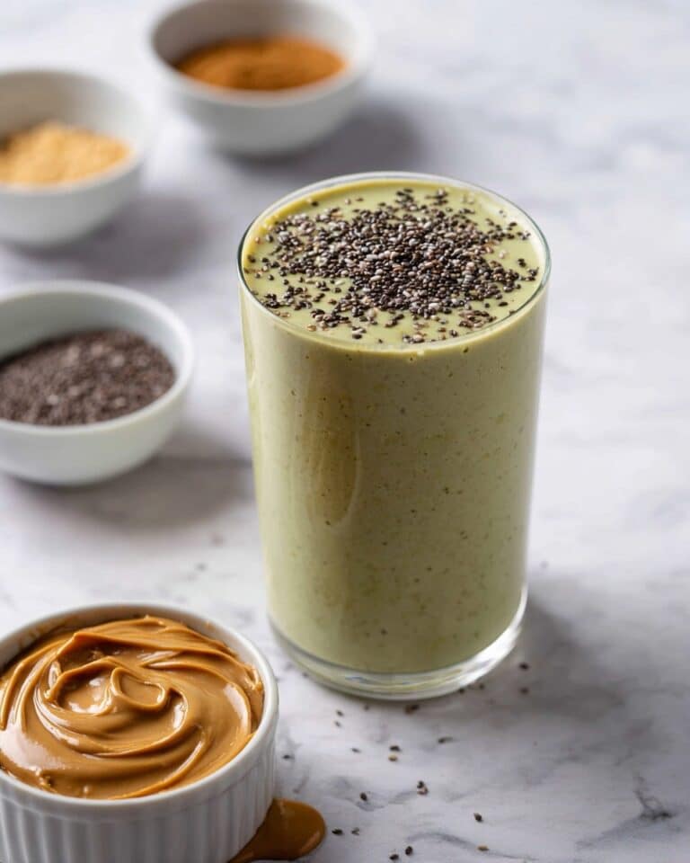 Healthy Matcha Green Smoothie Recipe